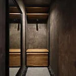 Seaview House Mali Rog *