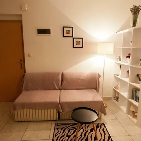 Seaview House Mali Rog Apartman *