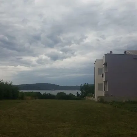 Apartment Seaview House Mali Rog *