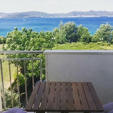 Seaview House Mali Rog Apartmán